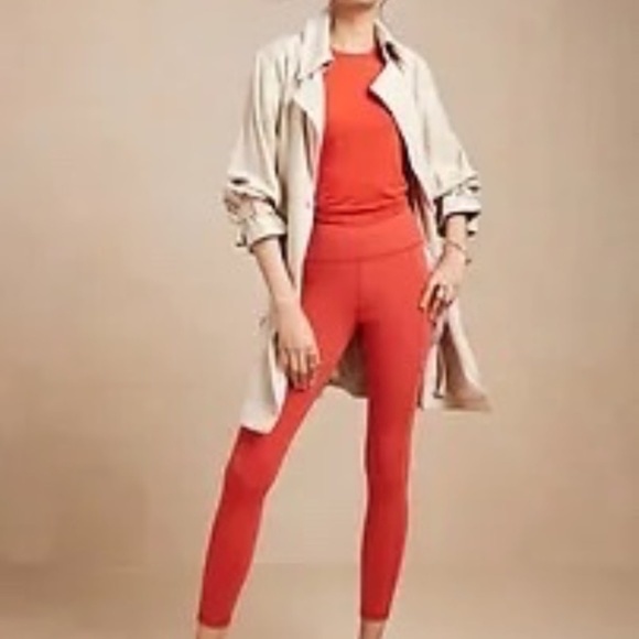 Banana Republic Activewear 7/8 Length Leggings w Vest. 2pc. NWT - Picture 5 of 16